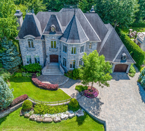 Informez-vous de nos différents produits pour courtiers immobiliers au 450-434-2155 ou sans frais au 1-888-443-2155